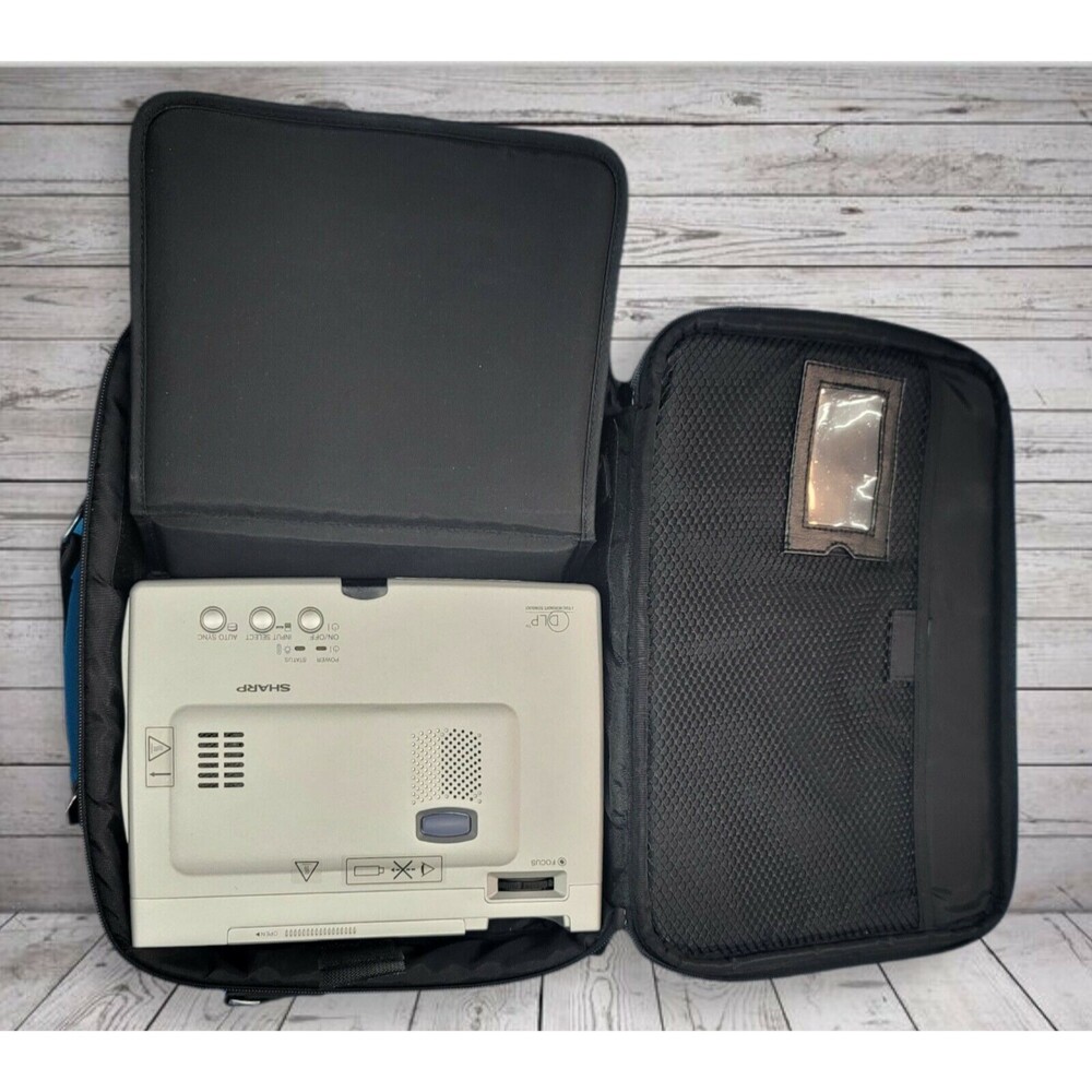 Sharp PG-M10X Projector With Carry case